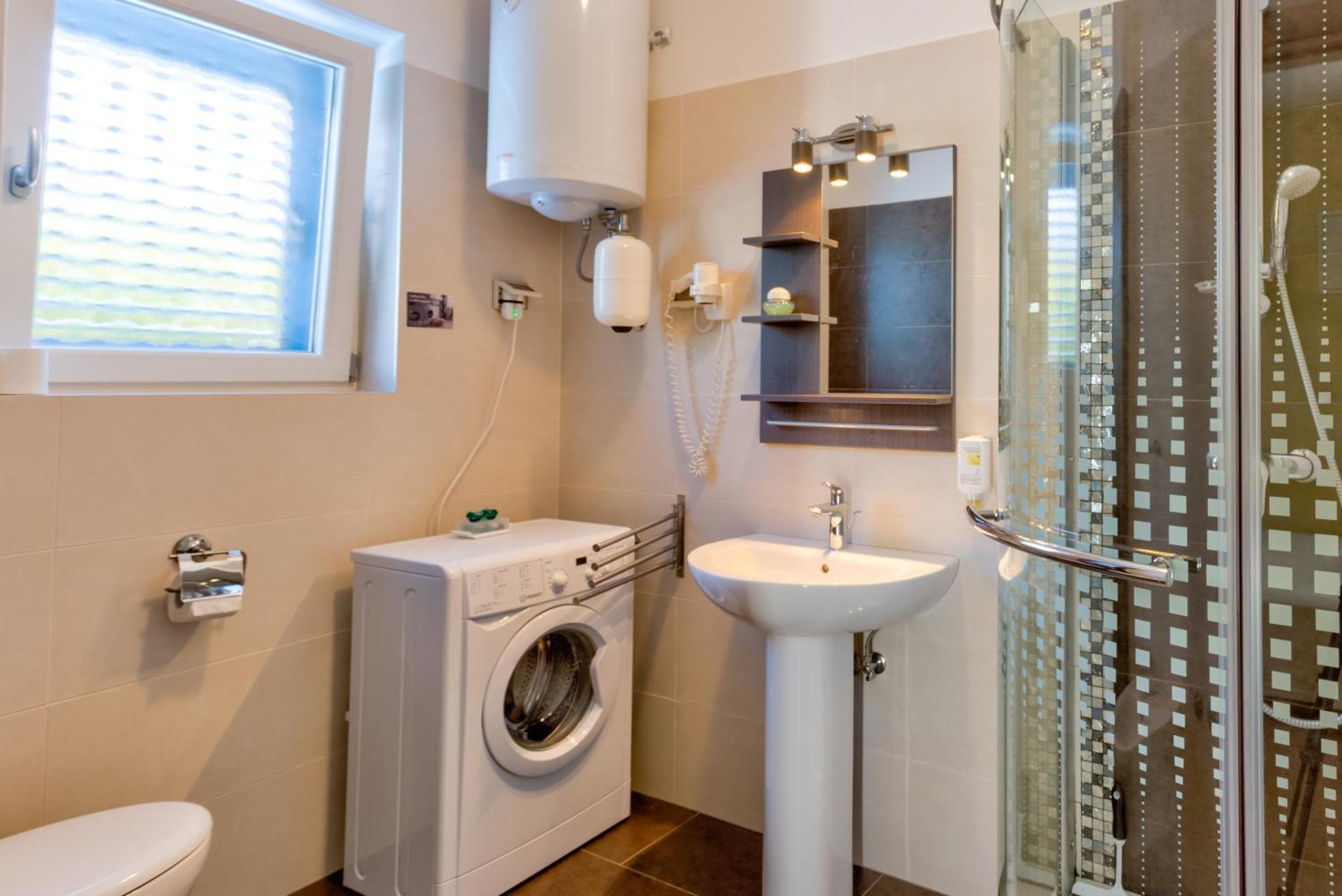 Apartment In Villa Moletto Seaside & Relax - 4 Guests Ловречица Экстерьер фото